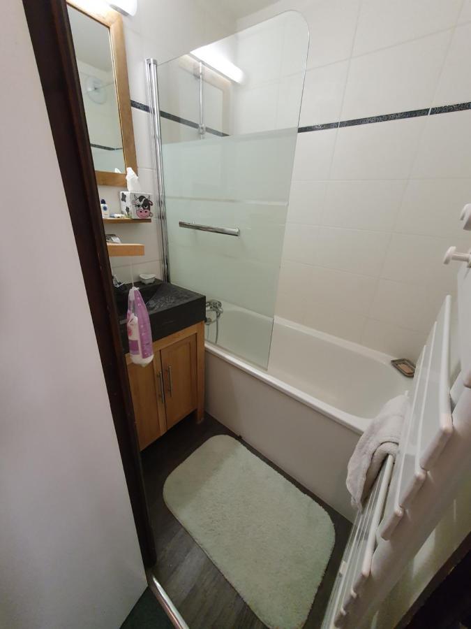 2 Piece Cabine วัลโตรองส์ ภายนอก รูปภาพ